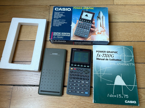Casio FX-7700G, early graphic programmable calculator ever, complete in box