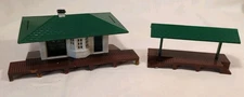 HO Scale Passenger Freight Station Plasticville w Platform - Out Of Business 