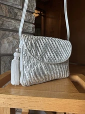 Vintage Giani Bernini Crossbody Bag Woven Leather Pearlized Ivory Shoulder Purse