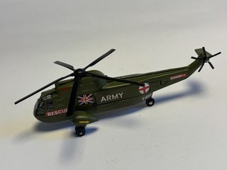 DE COLECCIÓN DIECAST DINKY TOYS #724 EJÉRCITO BRITÁNICO SEA KING SAR HELICÓPTERO SIN MOTOR