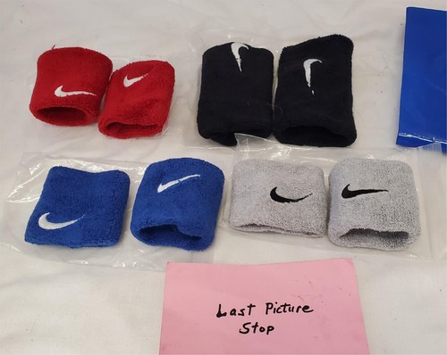 Set of 4 Vintage Nike Swoosh Wristbands - Picture 7 of 7