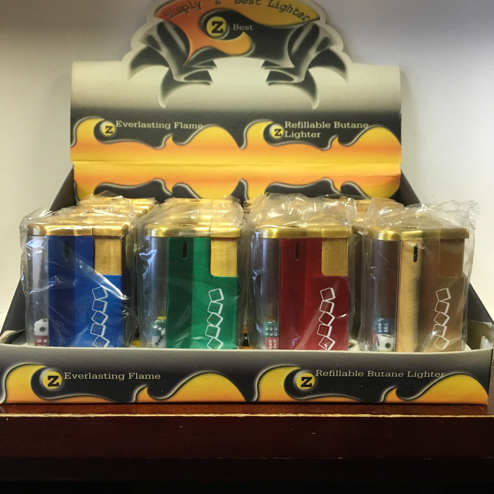 ( 4 )  Z Best View Lighter With 5 Dice Gold Color