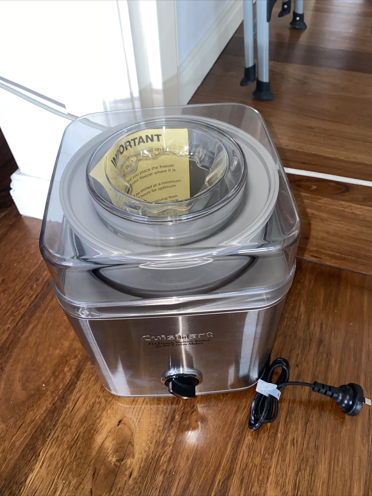 CUISINART ICE30BCA Ice Cream/Yoghurt Maker 2 Litre Stainless Steel