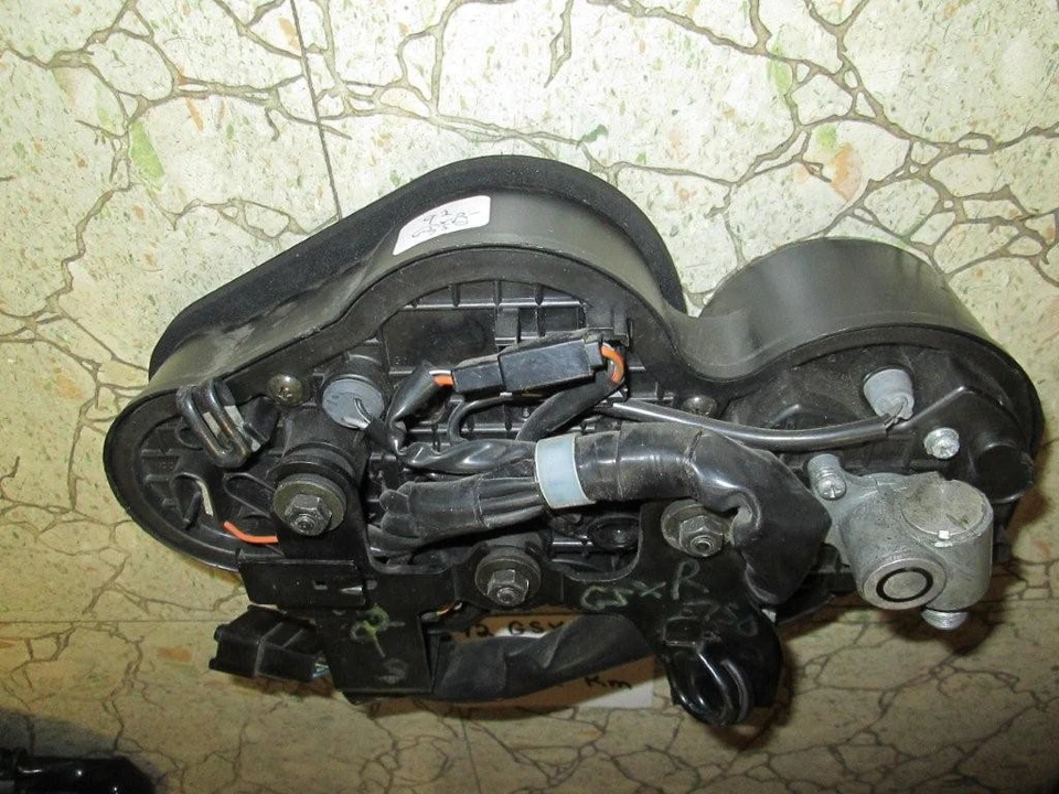 Suzuki 1993 GSXR600W/GSXR750W velocímetro 34120-17E10, tacómetro 34220-17E02 Foto 2 de 4