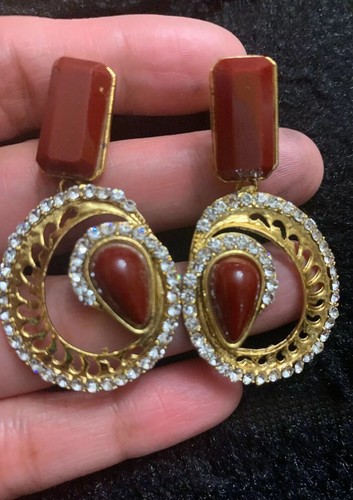 NWOT Pretty Earrings With Silver Rhinestones And Red Design - Picture 2 of 12
