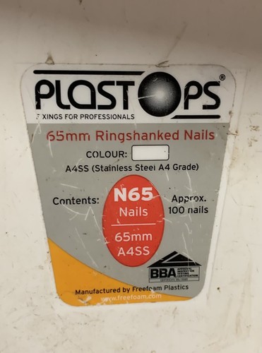 Plastops Kunststoff Köpfenägel - weiß 65 mm Ringhängenägel 384 Stck. - Bild 2 von 3