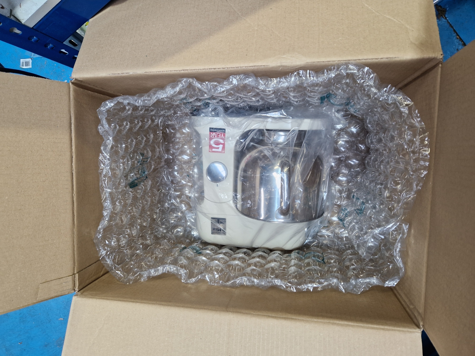 Kenwood kMix KMX750AC Stand Mixer 1000W Cream (Faulty/Missing Accs