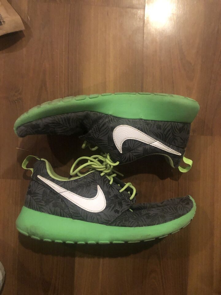 green sole nike roshe run floral size 6y sneakers | eBay