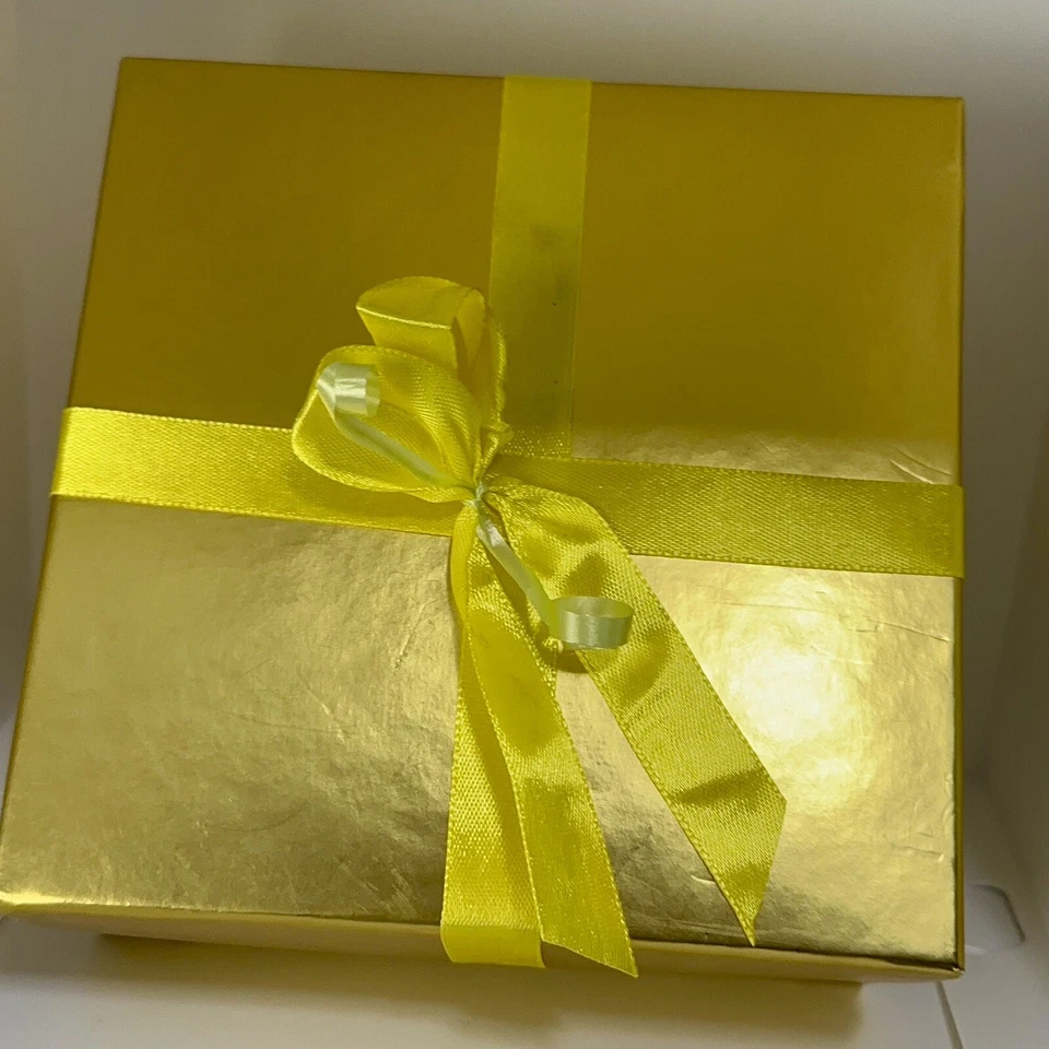 Juego Avon Candid  Foto 2 de 2