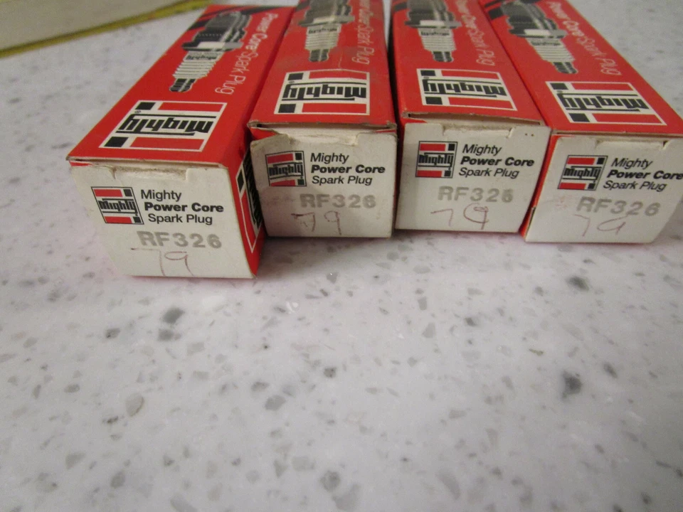 Mighty Spark Plugs Set of 4 RF326 Foto 2 de 2