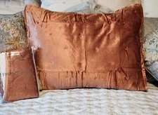Frontgate Amber Nora Velvet Standard Sham 20x26 Soft Luxury Quilted Washable NIP