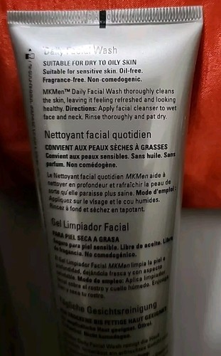 Mary Kay MK Men Daily Facial Wash Full Size 4.5 fl Oz New Discontinued - Picture 4 of 5