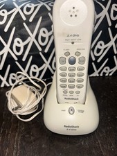 vintage RadioShack 2.4 GHz cordless phone