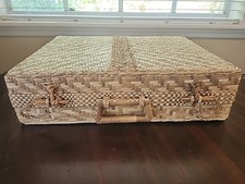 Vintage Wicker Basket w/ Handle and wicker "lock" 18 14 5 inches Lined Pocket