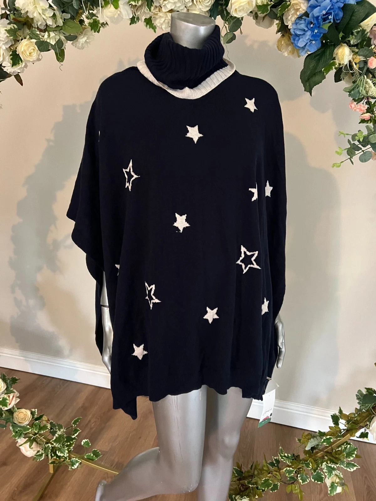 JOULES Knitted Poncho Cover Up One Size Kari French Navy Star Print Roll Neck