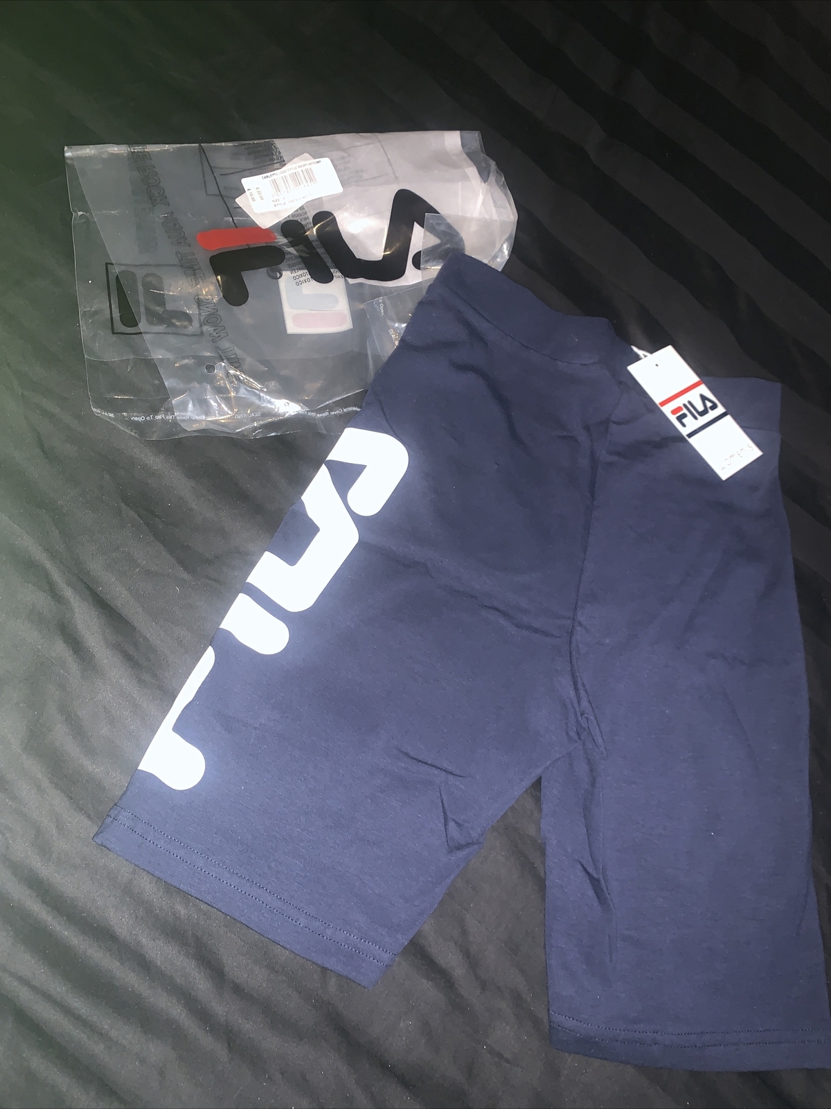 FILA pantaloncino donna nuovo con etichetta taglia 6