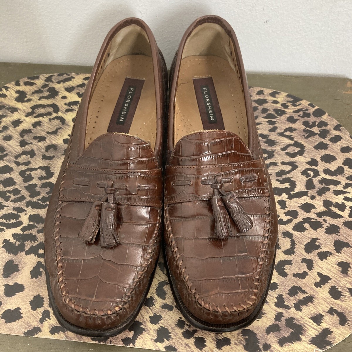 Florsheim Caiman Alligator Brown Leather Tassel Loafers Vintage FLORSHEIM Brown Leather Tassel Loafers | Size 10 B  main image 2