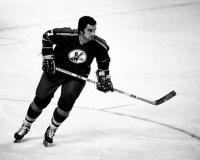 Guy Charron Of The Kansas City Scouts Skates 1970s ICE HOCKEY OLD PHOTO