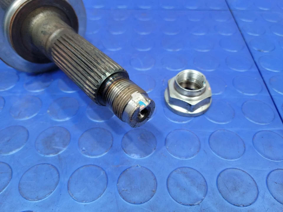 Eje trasero CV Subaru XV Crosstrek 18-24 lado izquierdo o derecho OEM 28421FL020 Foto 2 de 4