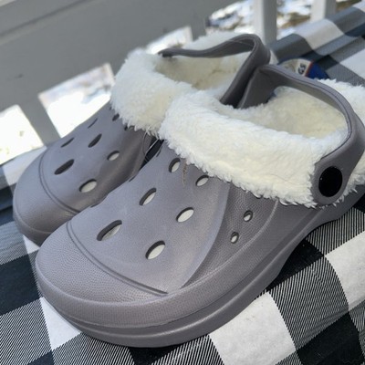 NWT Boys Clogs Size 1-2 M Fleece Lined Grey White