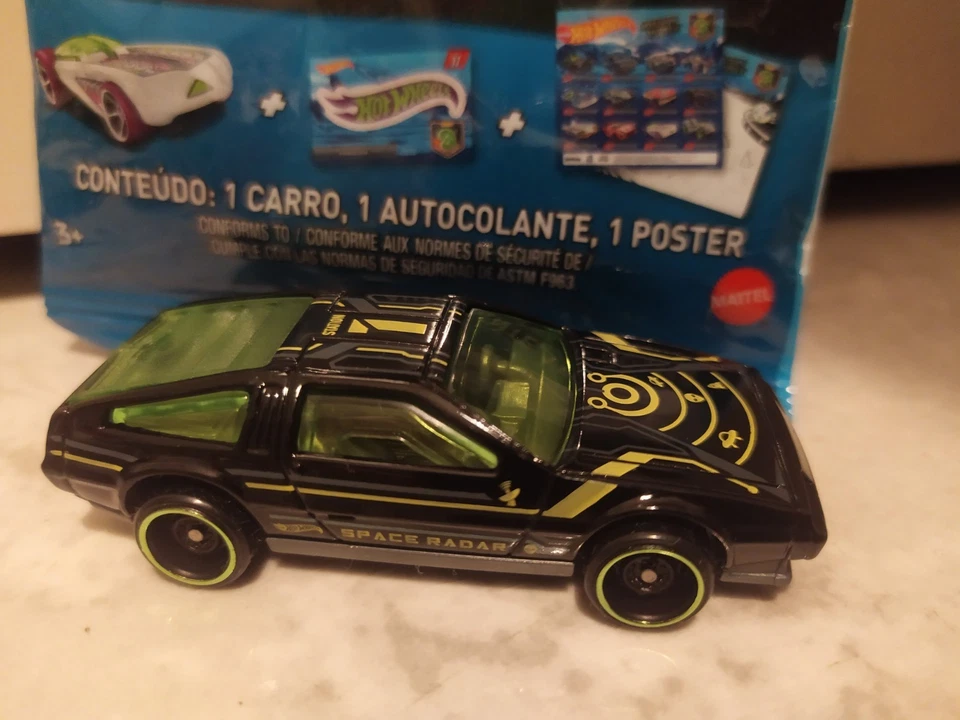 Hot Wheels DMC DELOREAN Mystery Models 2021 Serie 3 1:64 # 01 - Immagine 3 di 4