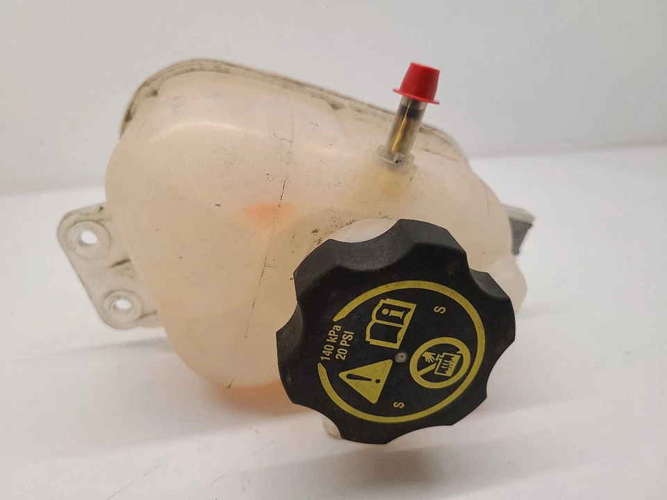 2013 14 2015 CHEVROLET SPARK Coolant Reservoir Gas Model 95077578   Foto 4 de 4