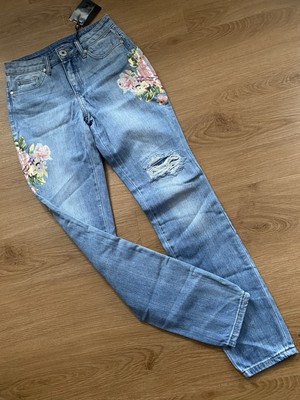 Best Connections Jeans Gr.34 NEU! Helle Jeans Dekorative florale Verzierung