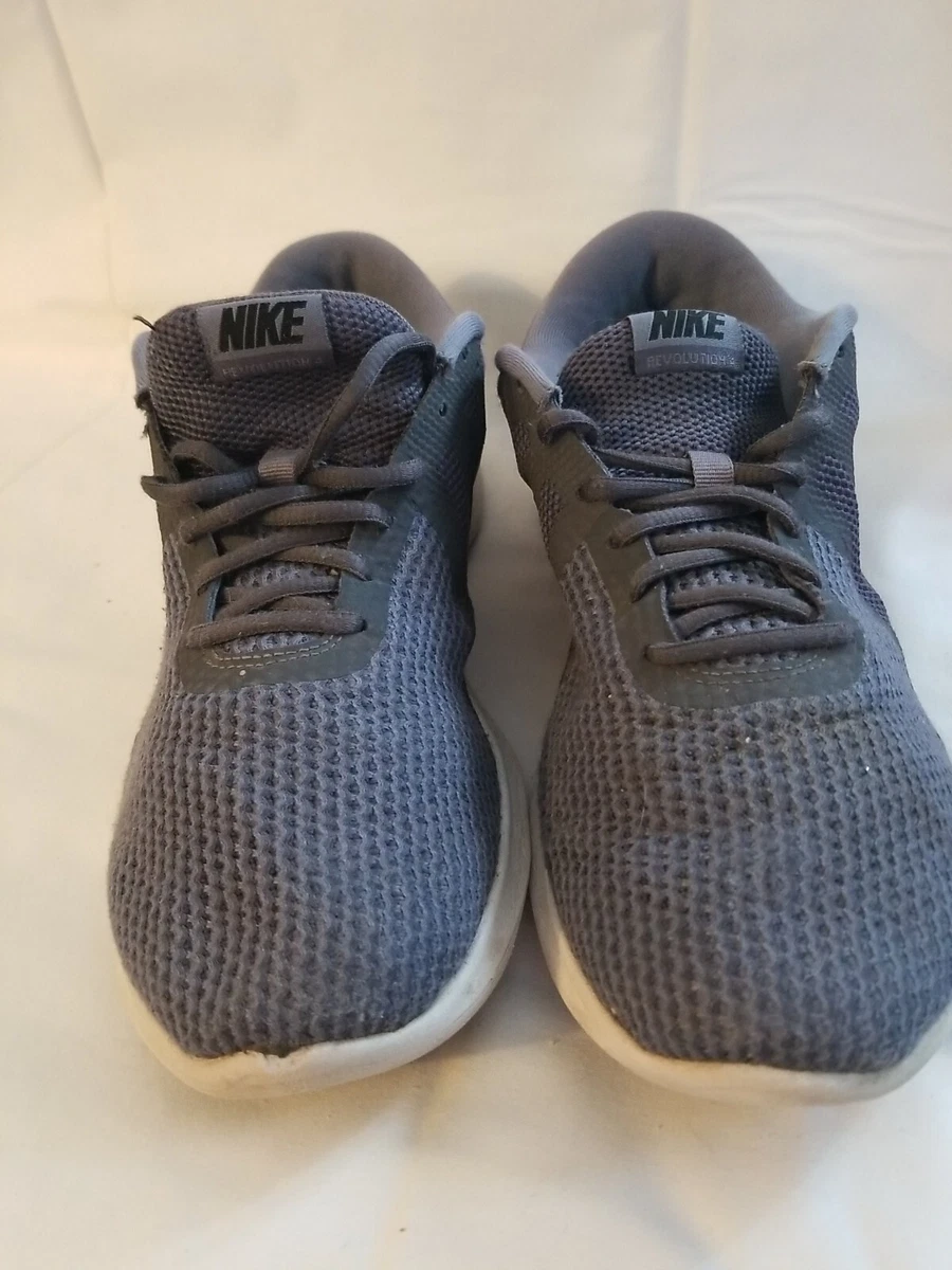 Nike revolution deals 4 mens grey