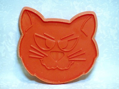 Hallmark Vintage Plastic Cookie Cutter - Black Cat Face Halloween Kitty Scary