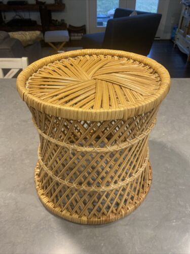 Vintage Round Woven Wicker Rattan Basket Pedestal End Table Plant Stand 11” Tall - Picture 1 of 10