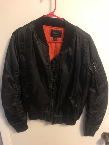 Red Fox Brand Women's Size Small Black 