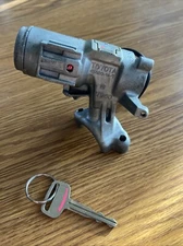 2000-2005 Toyota CELICA Ignition Switch W/ Lock Cylinder 1 Key