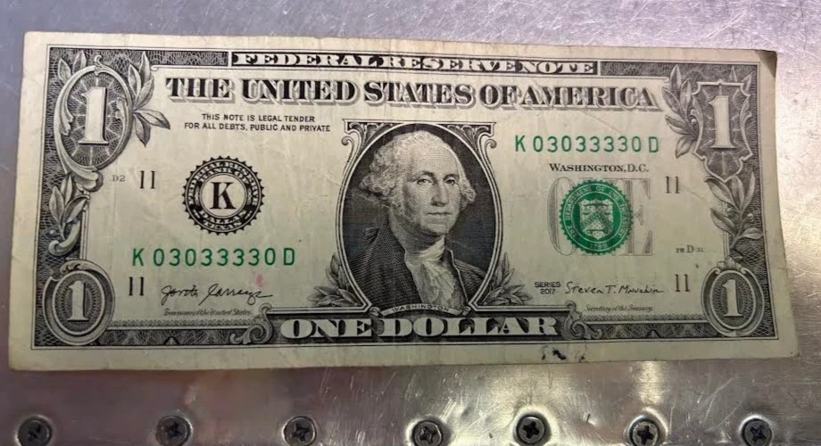 03033330 Binary Repeater Fancy Serial Number One Dollar Bill 5 of a kind - Image 2 of 4