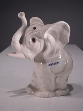 +# A001821 Goebel Archiv Muster Rauchverzehrer Elefant Elephant ET82 Plombe