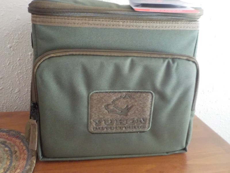 YUKON OUTFITTERS 8 Can Olive Drab/Earth Lunch Box Cooler (MGDYC84)