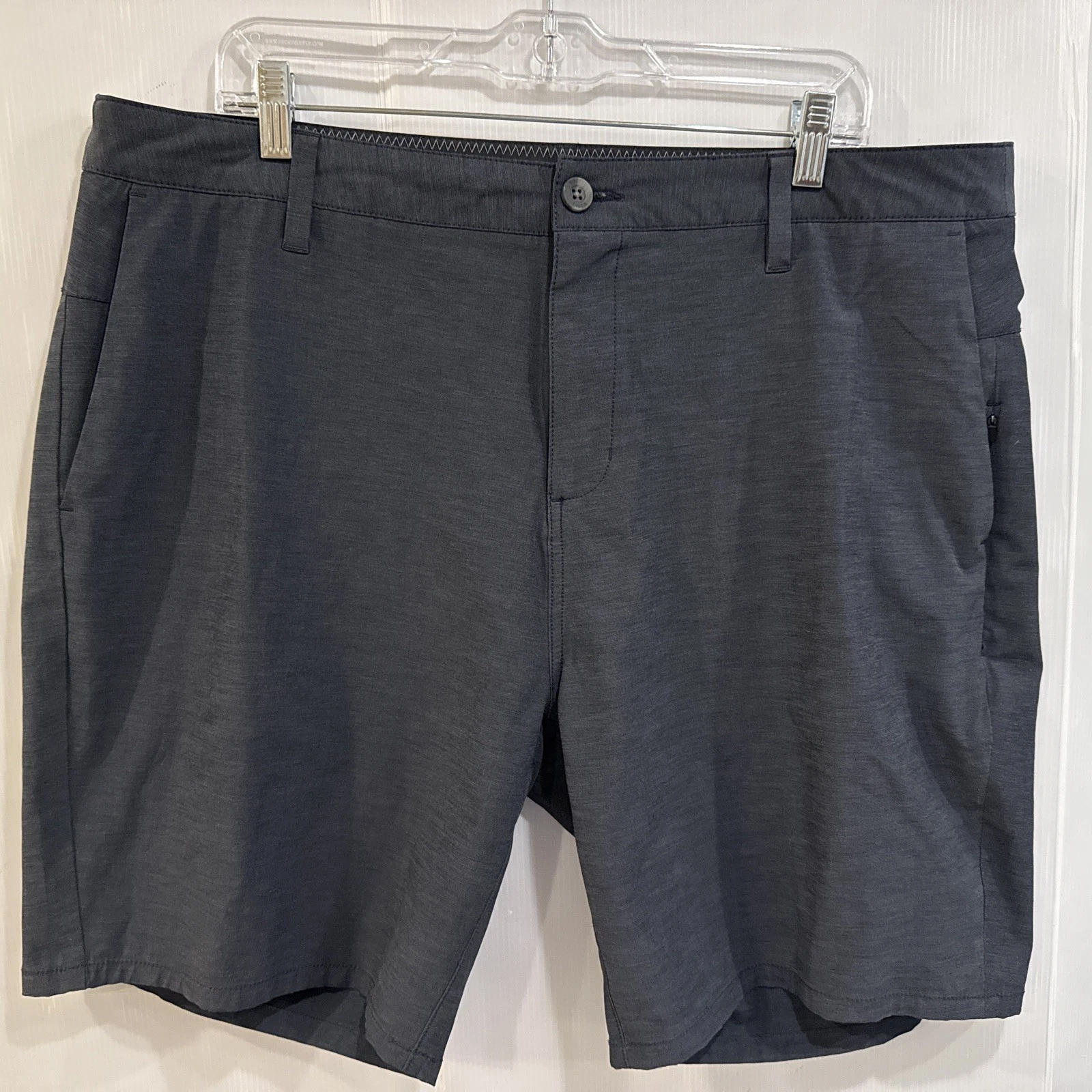 Vuori Aim Short Mens 38 V368 Charcoal, Gray ￼Athleisure Performance Golf