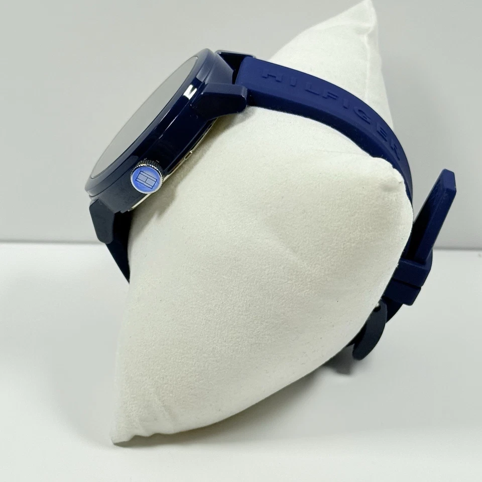 Reloj Tommy Hilfiger Denim esfera azul correa de silicona para hombre 1791325 Foto 2 de 4