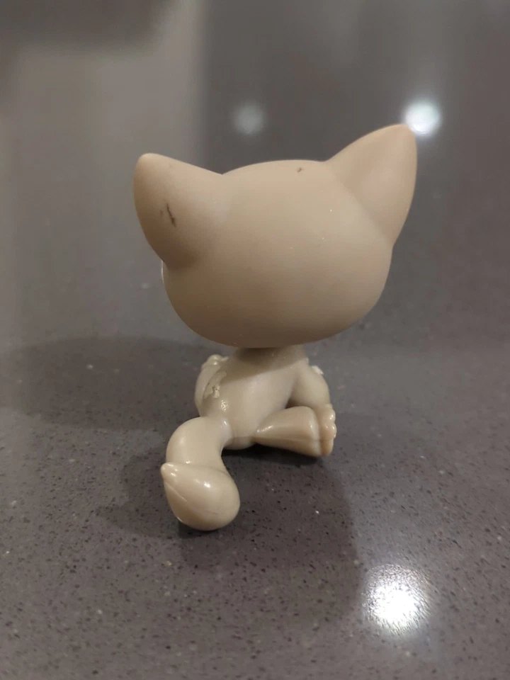 Littlest Pet Shop #467 Gray Shorthair Cat Flocked Fuzzy - Image 4 of 4