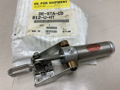 New In Open Bag DESTACO 812-U-HT Pneumatic Toggle Clamp T8-3