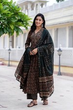 Women  s Black Printed Anarkali Kurta Set with Dupatta Indian Ethnic Wear