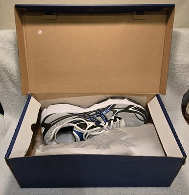 Asics Men's Gel Venture 6 - Size 13 - Frost Grey/Phantom/Black - **NEW IN BOX**