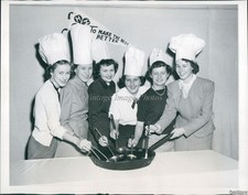 1950 4-H Food Prep Competition Winners At Natl Congress, Chicago Event 7X9 Photo