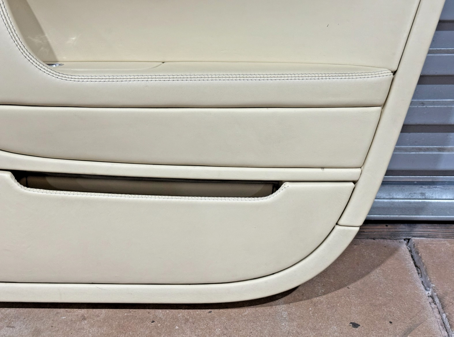 06-12 Bentley Continental Flying Spur Front Right Door Panel Trim PO43 OEM