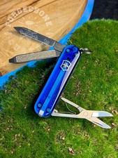 Victorinox Classic SD zafiro translúcido azul