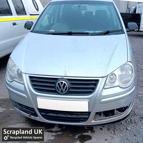 VW POLO Mk4 Facelift 9N3 2005–2009 1.4 TDI 'SE' Silver Manual 4-Door Fuses x4 - Picture 2 of 3
