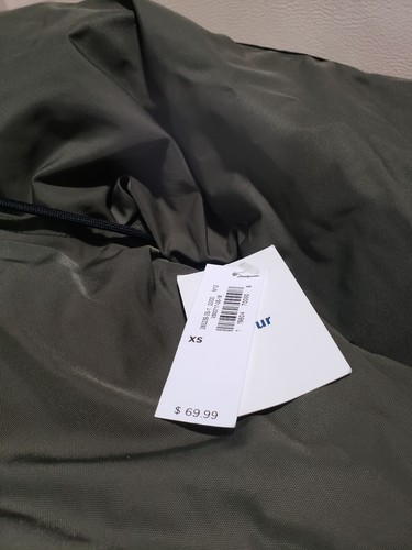 OLD NAVY WINTER PARKA - Picture 3 of 11