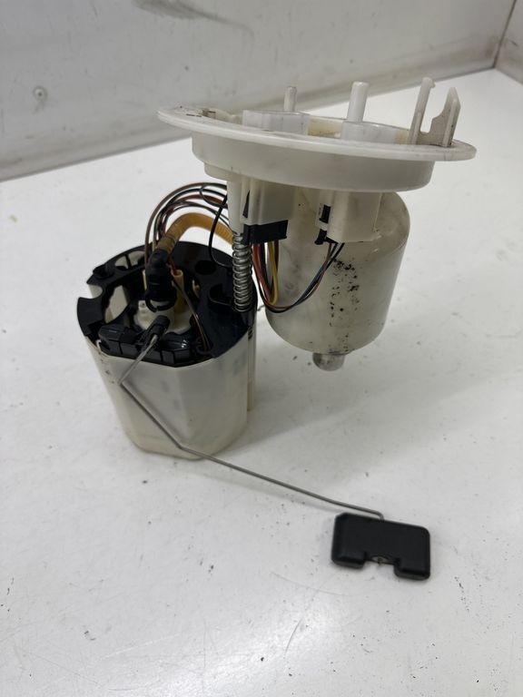 Audi A5 8T 8F 2014 Kraftstoffpumpe im Tank 8K0919051AD Benzin 125kW