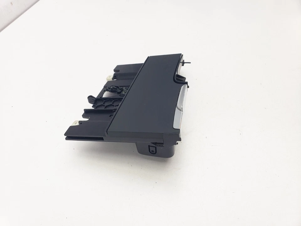 CENICERO VOLVO V60 COMPARTIMENTO DE ALMACENAMIENTO 2018 313891085 Foto 3 de 4