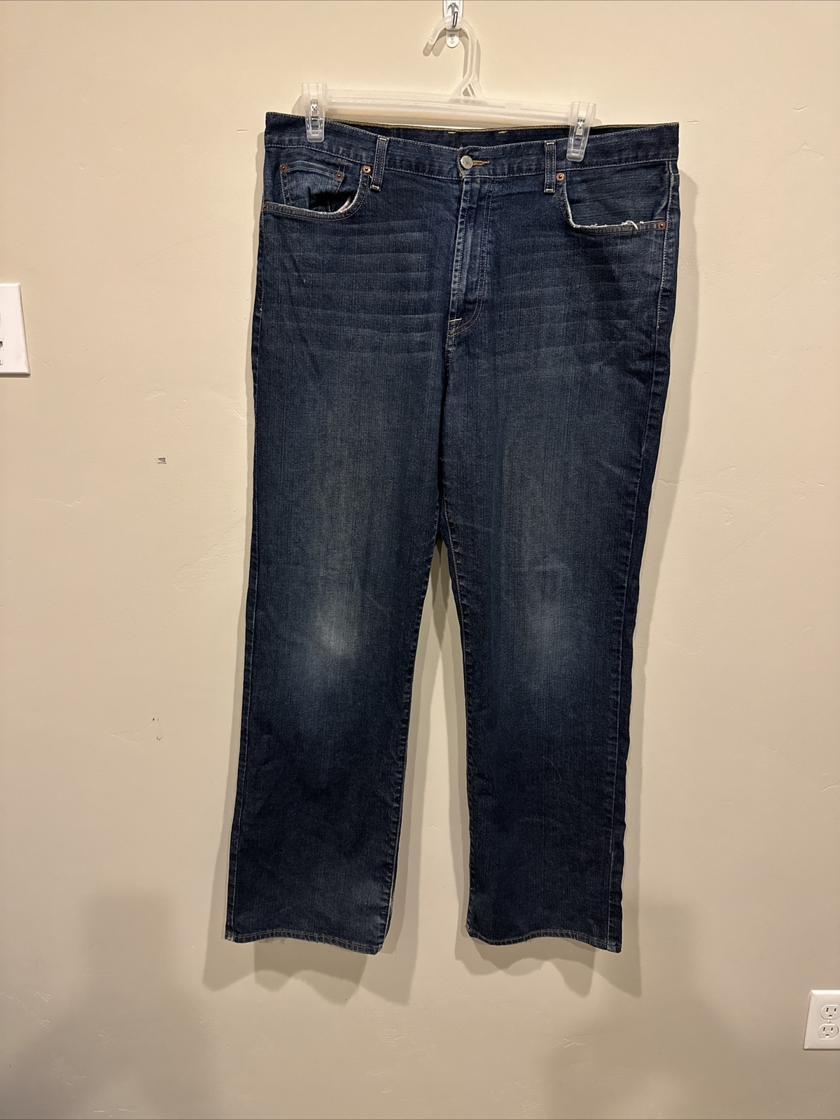 Lucky Brand Classic Men's Jeans Vintage Straight Fit Blue Distressed