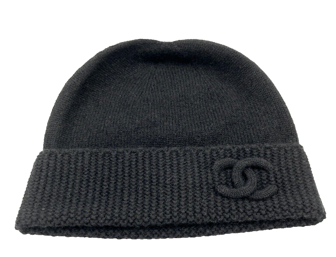 シャネルCCビーニー Authentic Chanel Black Beanie Hat CC logo Brand New | eBay